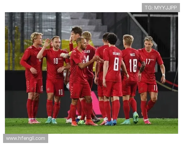 欧冠决赛阵容对比:拜仁七老臣坚守 巴黎仅存两基石(1) 欧冠决赛阵容对比:拜仁七老臣坚守 巴黎仅存两基石(1)